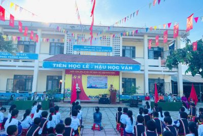 TUYÊN TRUYỀN AN TOÀN GIAO THÔNG VÀ PHÒNG CHỐNG TỘI PHẠM CHO HỌC SINH